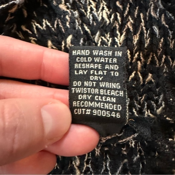 BCBGMaxAzriw Black Chunky Knit Hoodie Cardigan Sweater - Picture 4 of 4